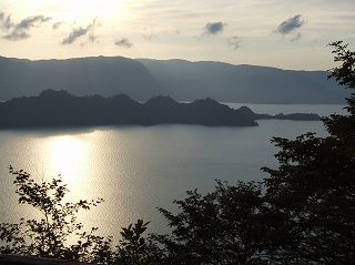 瞰湖台からの十和田の眺め